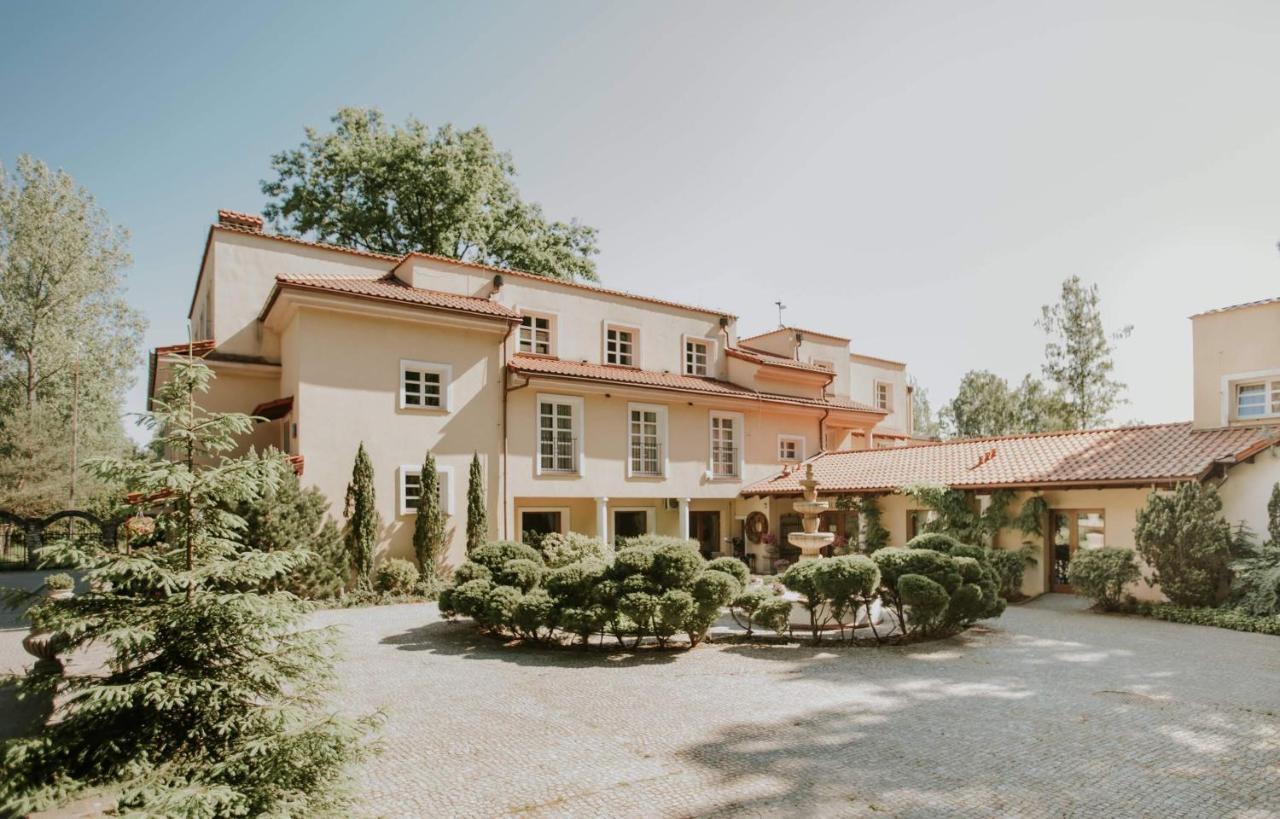 Villa Toscana Warszawa Esterno foto