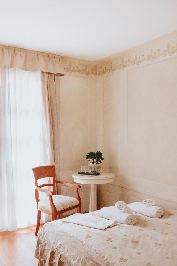 Villa Toscana Warszawa Esterno foto