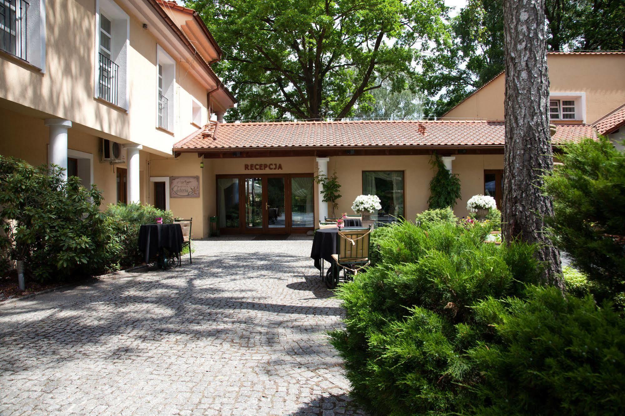 Villa Toscana Warszawa Esterno foto
